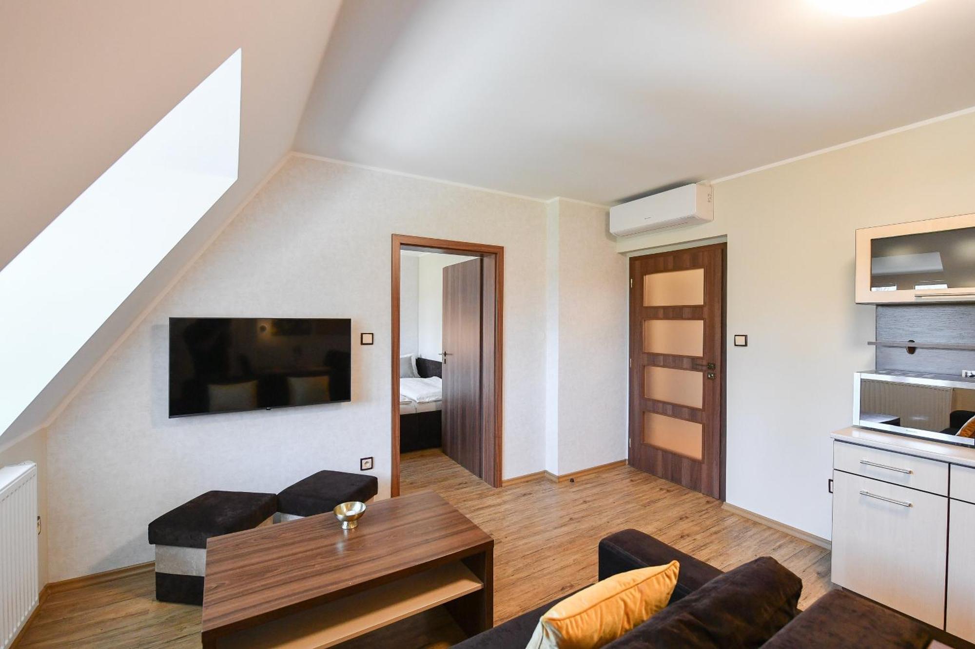 Apartmany Na Seniku Trebon Ngoại thất bức ảnh